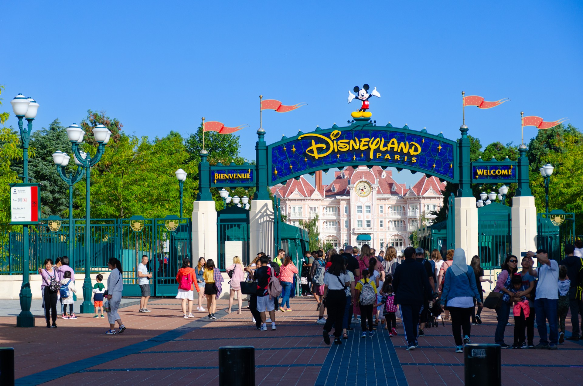 Disneyland Paris, Entrance Gate.